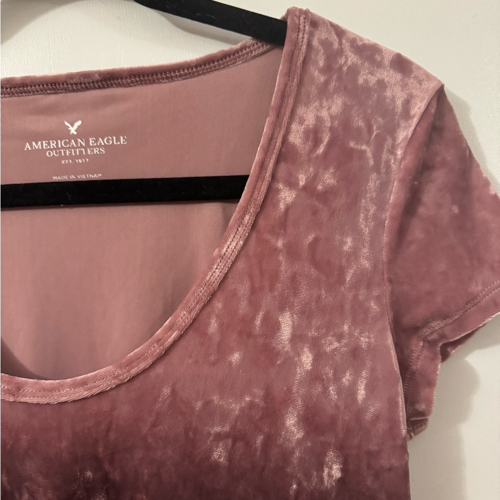 American Eagle Velour Pink/Purple Ombré Short Sleeve Top - Picture 10 of 15
